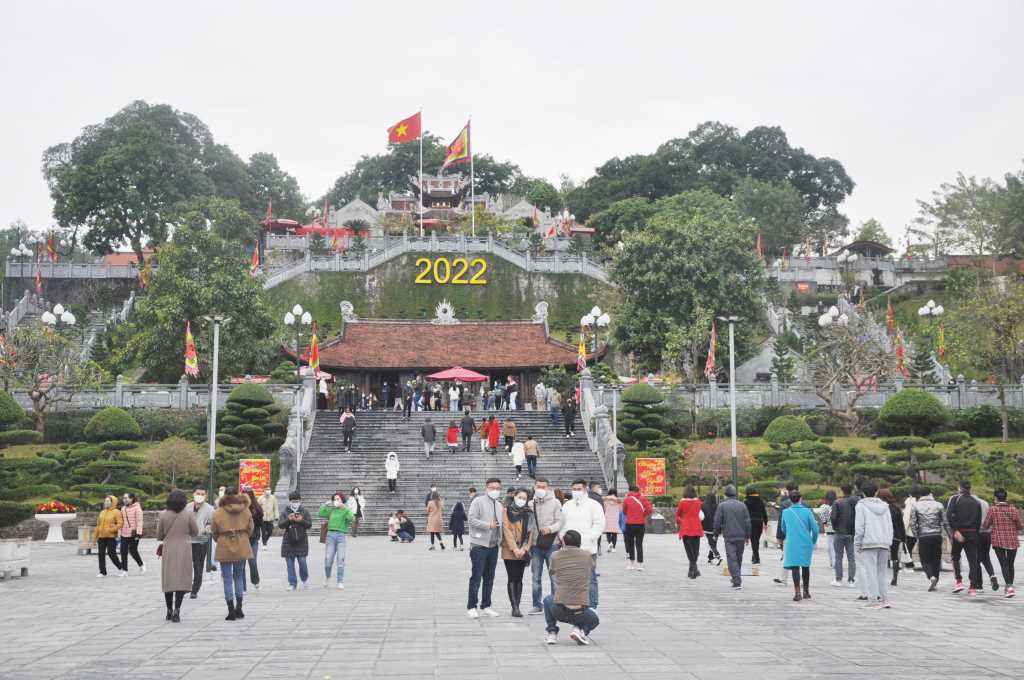 Quảng Ninh: Du lịch mùa lễ hội xuân - Ảnh 3.