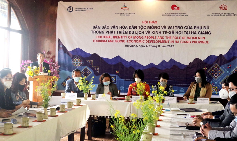 Hội thảo bản sắc văn hóa dân tộc Mông và vai trò của phụ nữ trong phát triển du lịch và KT – XH tại Hà Giang - Ảnh 1.