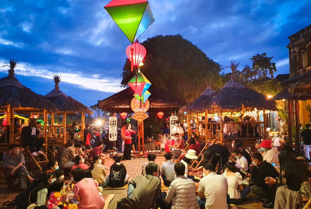 Du lịch Việt: Nắm bắt cơ hội &quot;vàng&quot; ngày mở cửa trở lại - Ảnh 2.