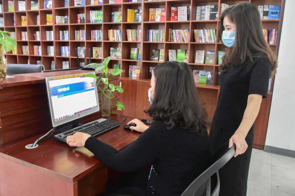 Quảng Ninh: Đẩy mạnh chuyển đổi số ở Thư viện tỉnh - Ảnh 1.