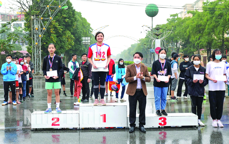 Thể thao Ninh Bình phát triển theo hướng toàn diện - Ảnh 2.