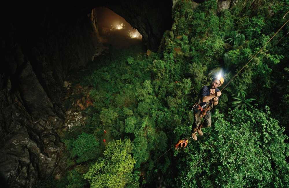Cận cảnh tour thám hiểm hang động lớn nhất thế giới tại Việt Nam: Cháy vé trước cả năm, phải có thể lực dồi dào và quan trọng là phải có…. tiền - Ảnh 1.