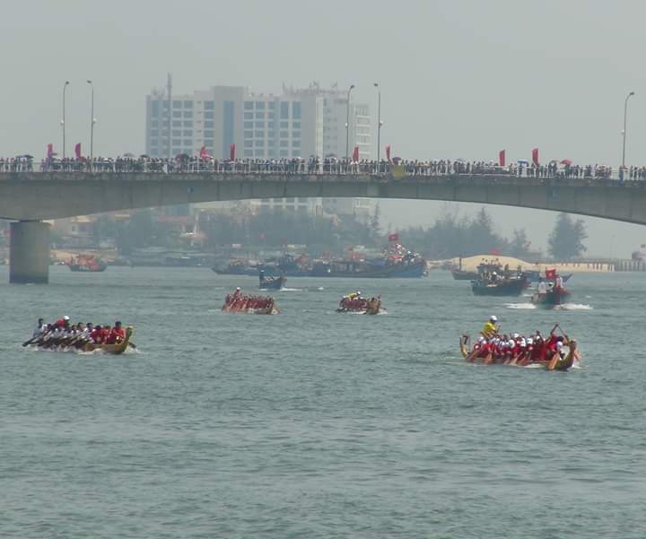 Quảng Bình: Nhiều lễ hội đậm bản sắc văn hóa dịp 30/4-1/5 phục vụ khách du lịch - Ảnh 1.