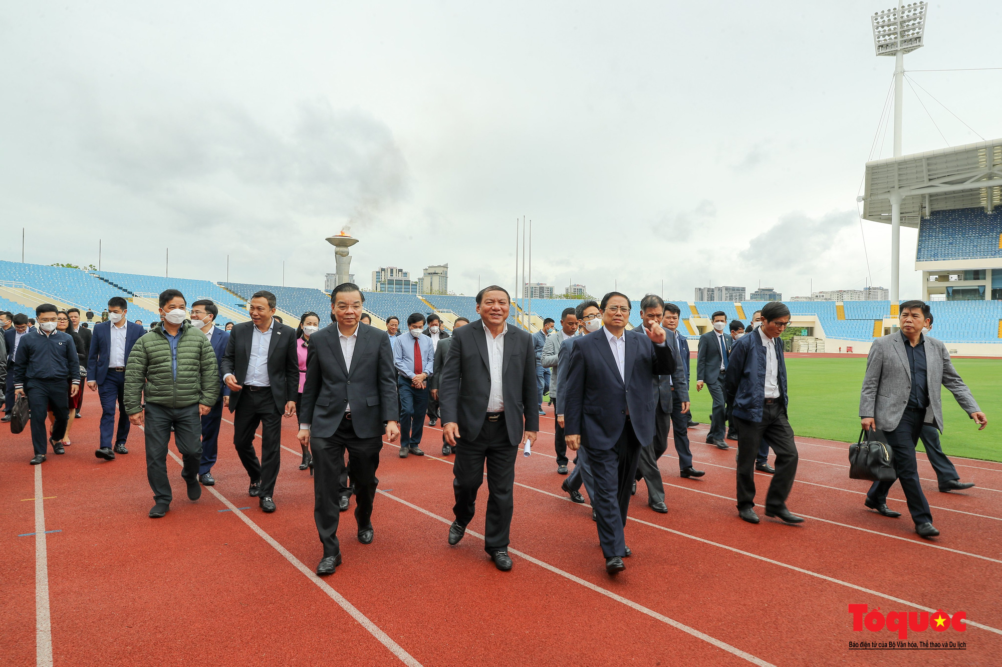Thủ tướng Phạm Minh Chính: Tổ chức thành công SEA Games 31 trên tinh thần &quot;đoàn kết, thống nhất, ấn tượng, an toàn, hiệu quả, tiết kiệm&quot; - Ảnh 7.