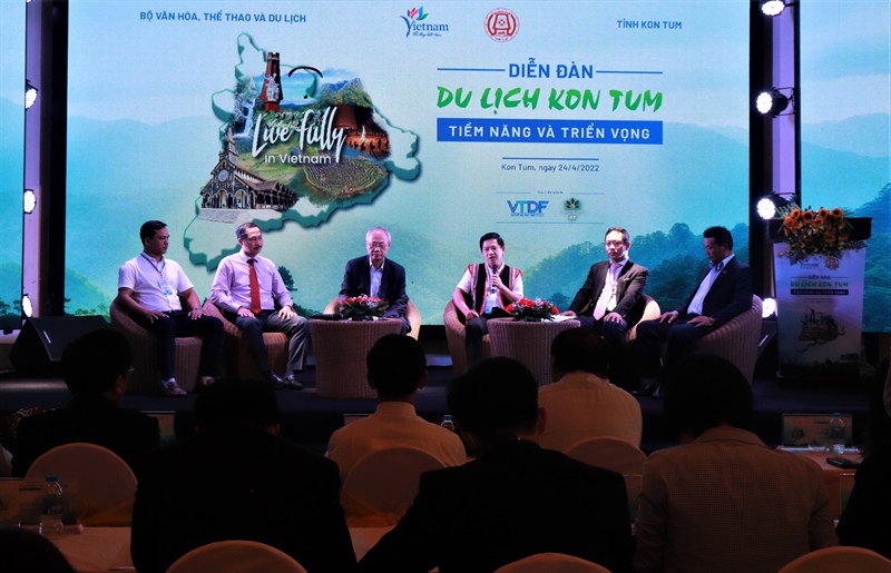 Bộ trưởng Nguyễn Văn Hùng: Các doanh nghiệp du lịch hãy đến với Kon Tum để viết nên thành công của chính mình - Ảnh 5.