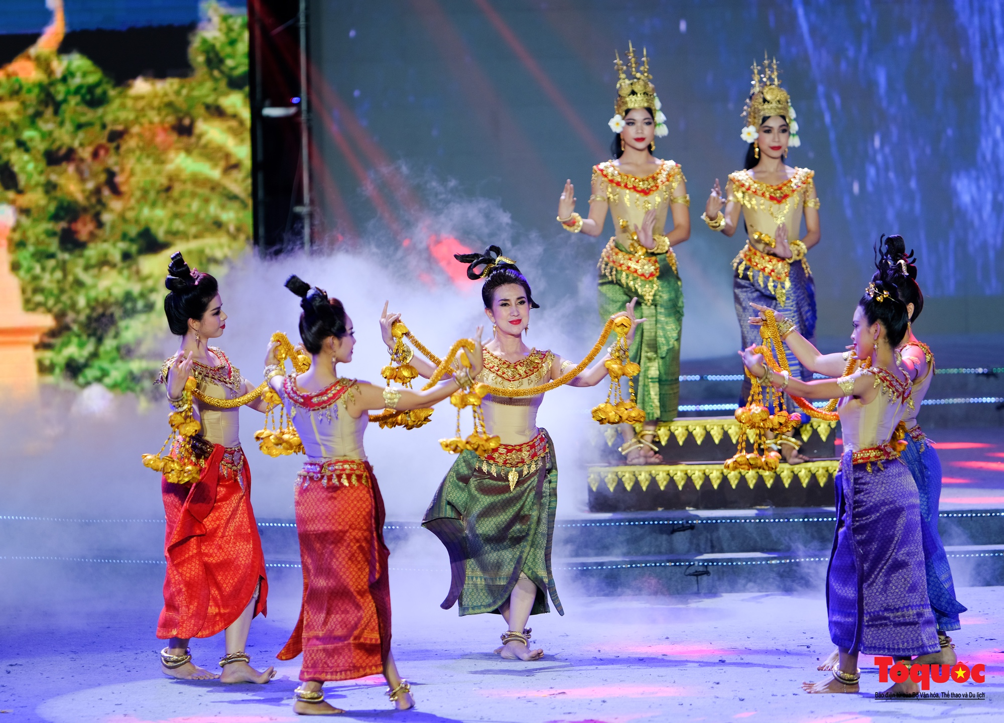 Lễ bế mạc SEA Games 31: Ngập tràn âm nhạc và màu sắc văn hóa - Lời chào tạm biệt từ Việt Nam - Ảnh 22.