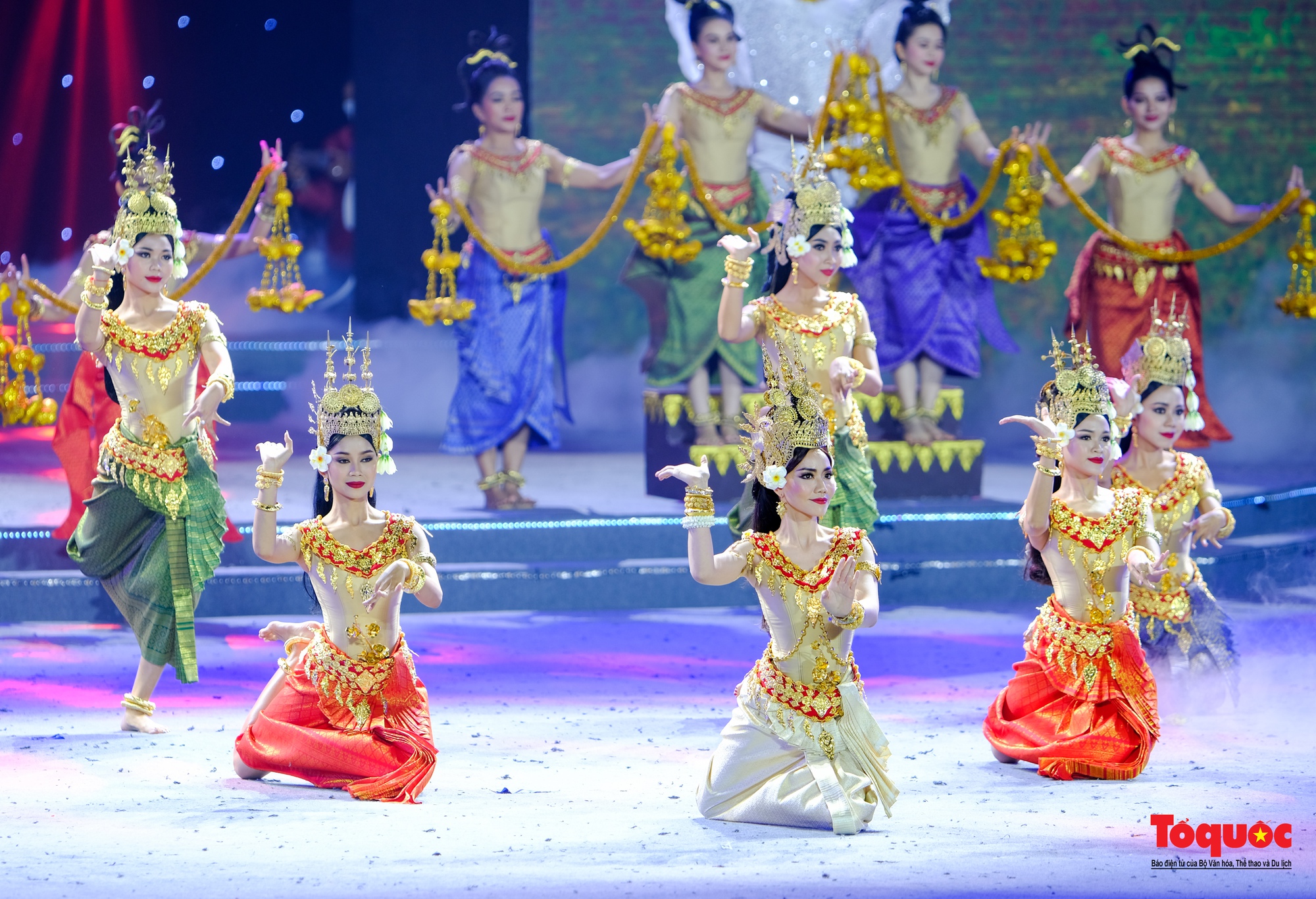 Lễ bế mạc SEA Games 31: Ngập tràn âm nhạc và màu sắc văn hóa - Lời chào tạm biệt từ Việt Nam - Ảnh 23.
