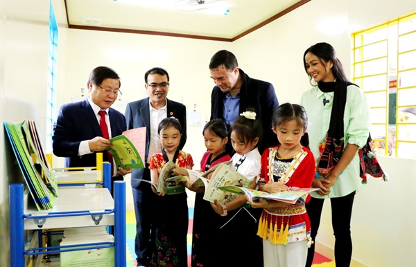Khánh thành thư viện thân thiện cho học sinh vùng cao Lai Châu - Ảnh 1.