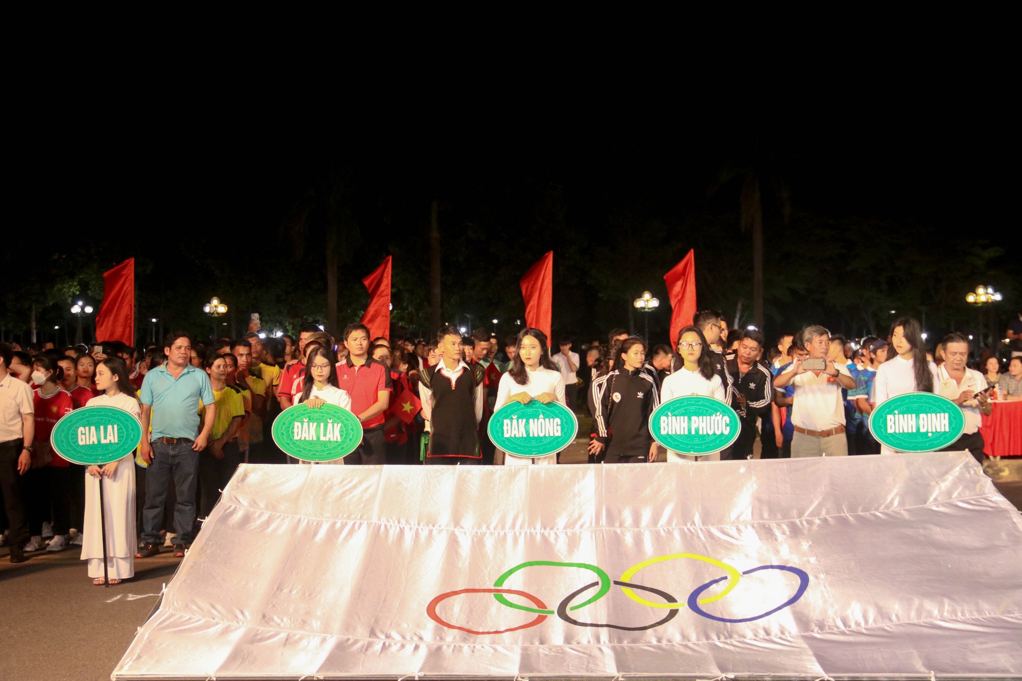 Khai mạc Hội thi Thể thao các dân tộc thiểu số toàn quốc lần thứ XII, khu vực II năm 2021 - Ảnh 2.