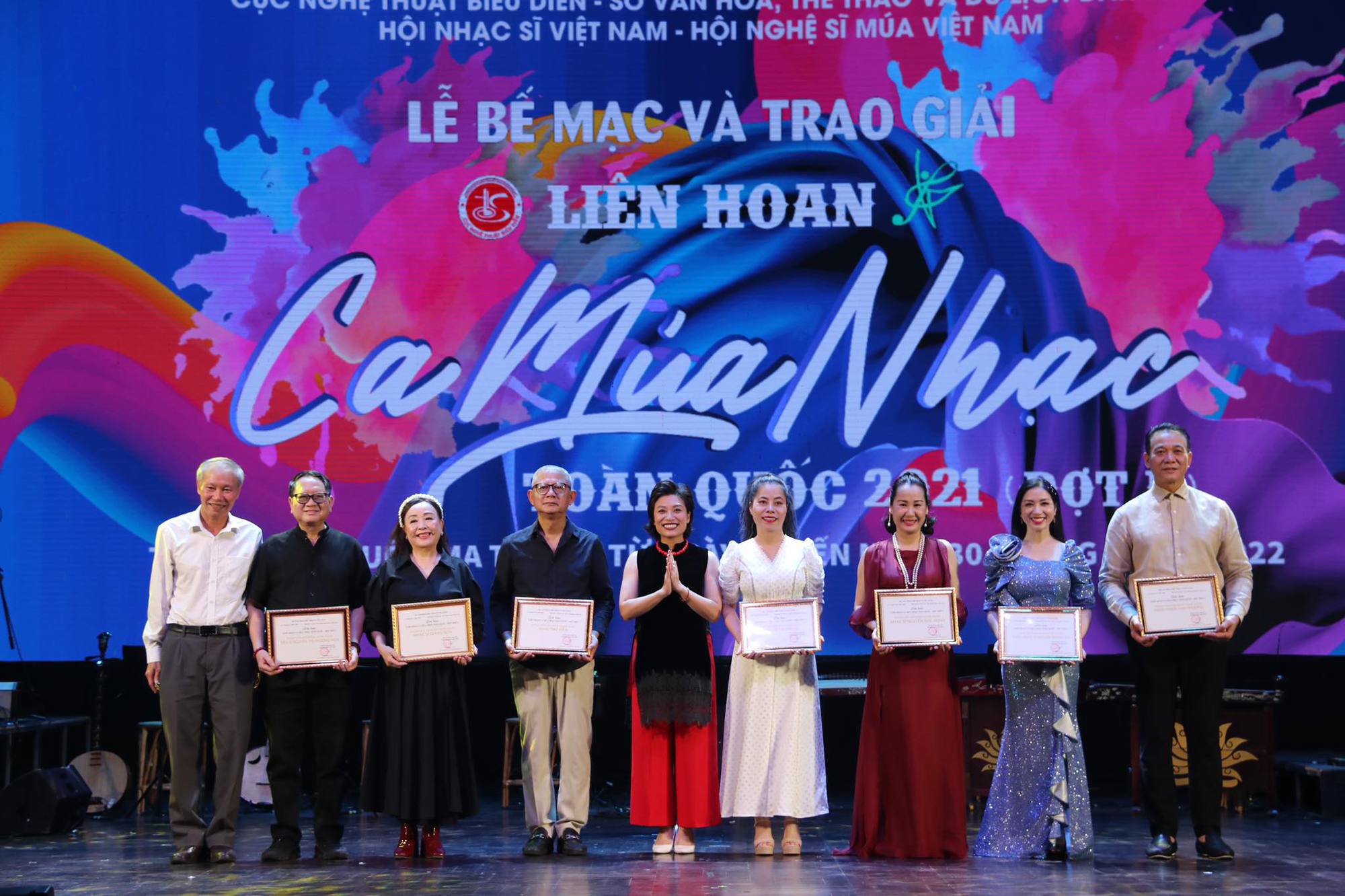 3 nhà hát được giải xuất sắc tại Liên hoan Ca Múa Nhạc toàn quốc - 2021 (Đợt 2) - Ảnh 4.