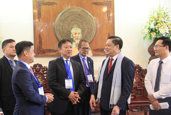 Hợp tác phát triển du lịch giữa TP. Cần Thơ và nước bạn Campuchia - Ảnh 2.
