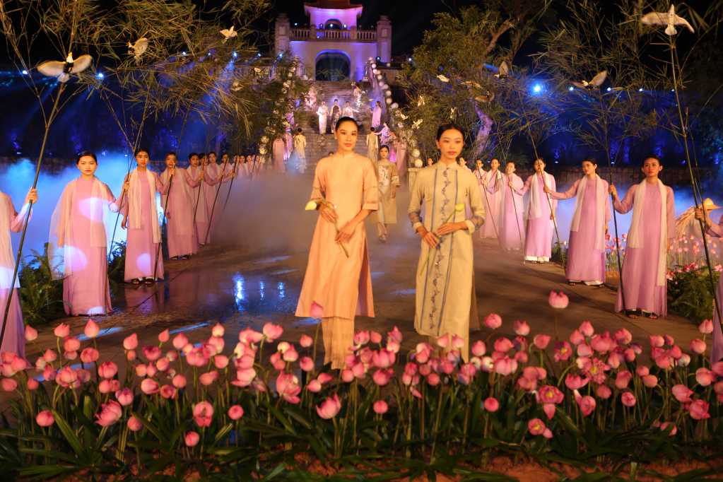 Quảng Ninh: Phát huy các giá trị văn hóa để phát triển du lịch