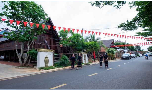 Đắk Lắk: Khai thác, phát huy lợi thế du lịch văn hóa - sinh thái - Ảnh 2.