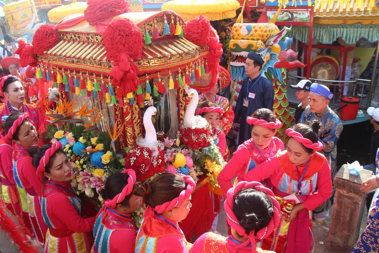 Thừa Thiên Huế: Nhiều phân loại khác nhau về hệ thống lễ hội tùy góc độ tiếp cận - Ảnh 1.
