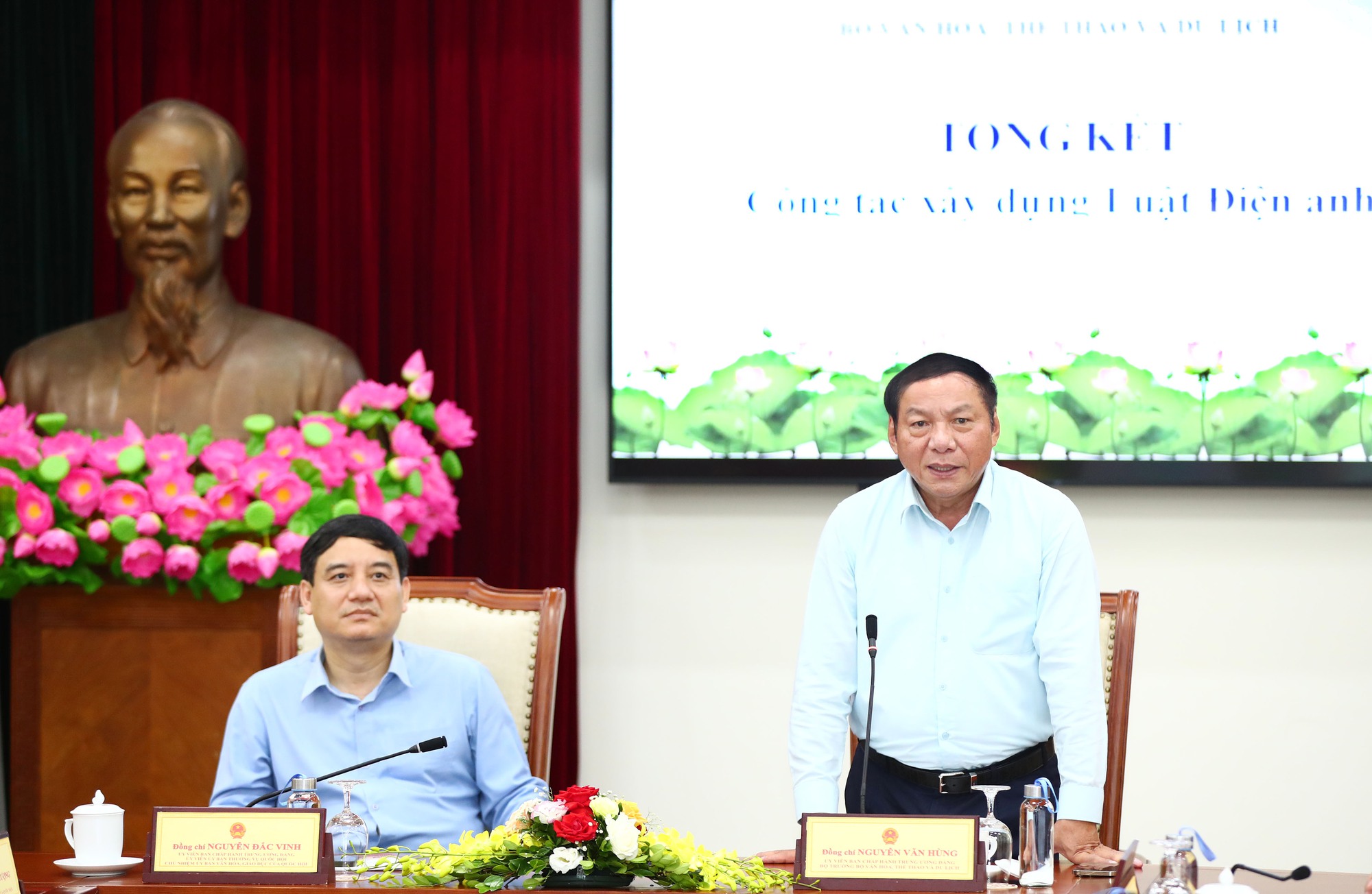 Bộ trưởng Nguyễn Văn Hùng: Luật Điện ảnh sẽ trở thành động lực khuyến khích sự phát triển của nền điện ảnh dân tộc - Ảnh 1.