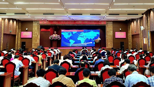 Thúc đẩy phát triển văn hóa, con người Hà Nội theo hướng bền vững, đáp ứng yêu cầu hội nhập quốc tế - Ảnh 2.