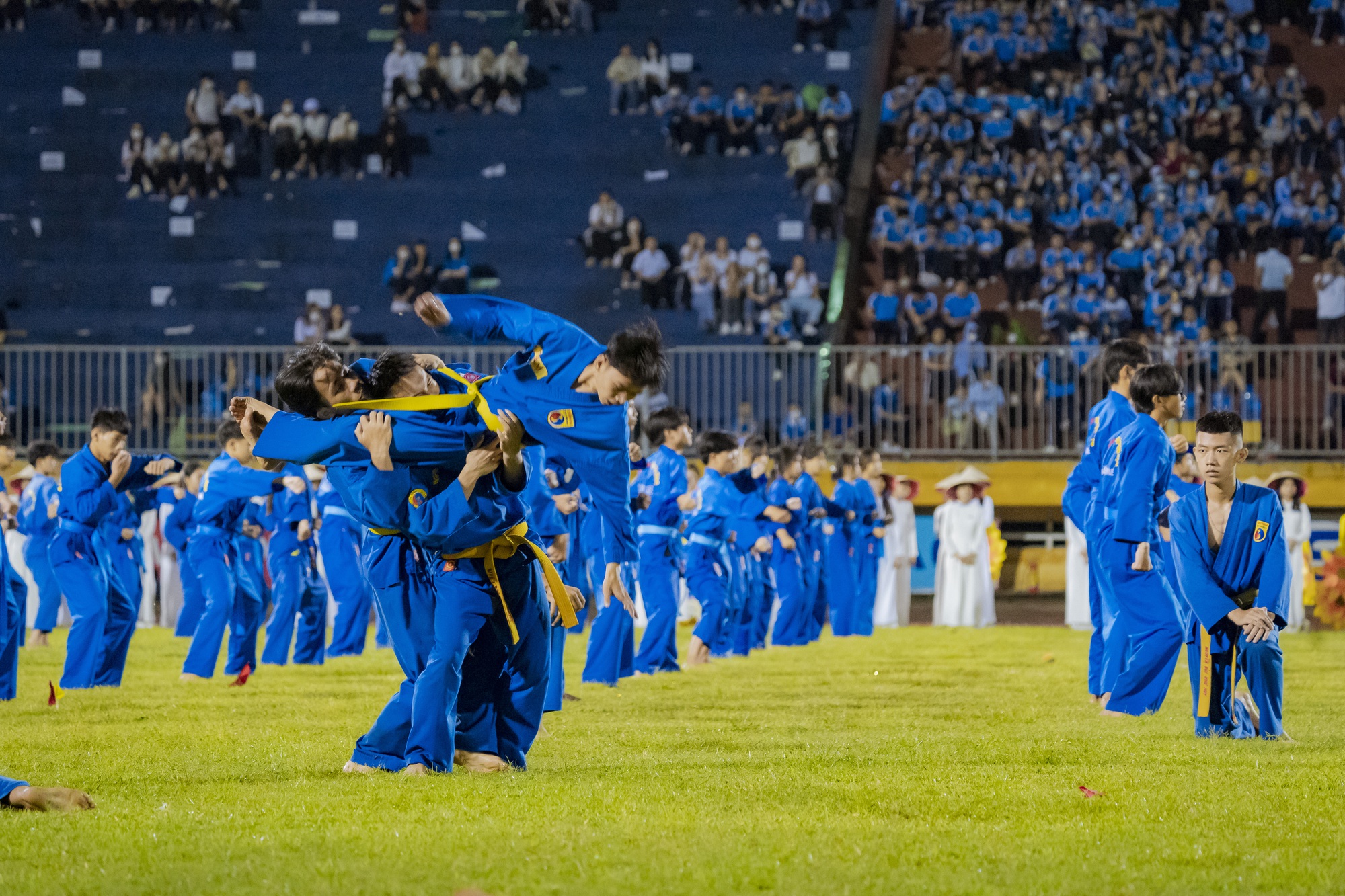 Hoàng tráng lễ Khai mạc Đại hội Thể dục Thể thao Thừa Thiên Huế lần thứ IX năm 2022 - Ảnh 16.
