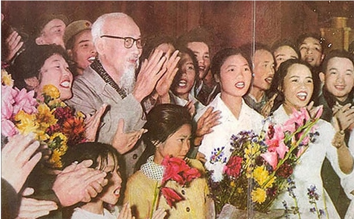 Kỷ niệm 77 năm Ngày Truyền thống Ngành Văn hóa (28.8.1945 - 28.8.2022): Tư tưởng Chủ tịch Hồ Chí Minh về văn hóa - Ảnh 2.