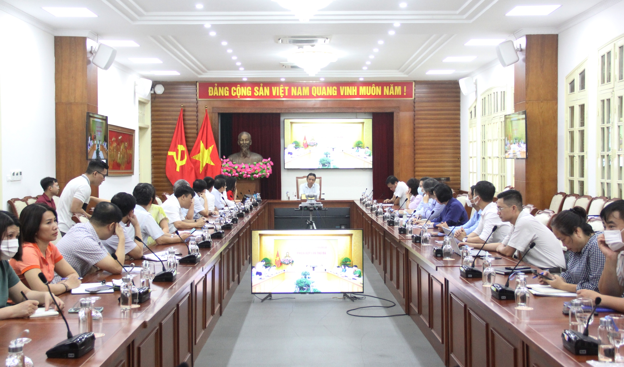 Thủ tướng: Ứng dụng công nghệ thông tin, chuyển đổi số là phù hợp với phẩm chất, năng lực con người Việt Nam - Ảnh 3.