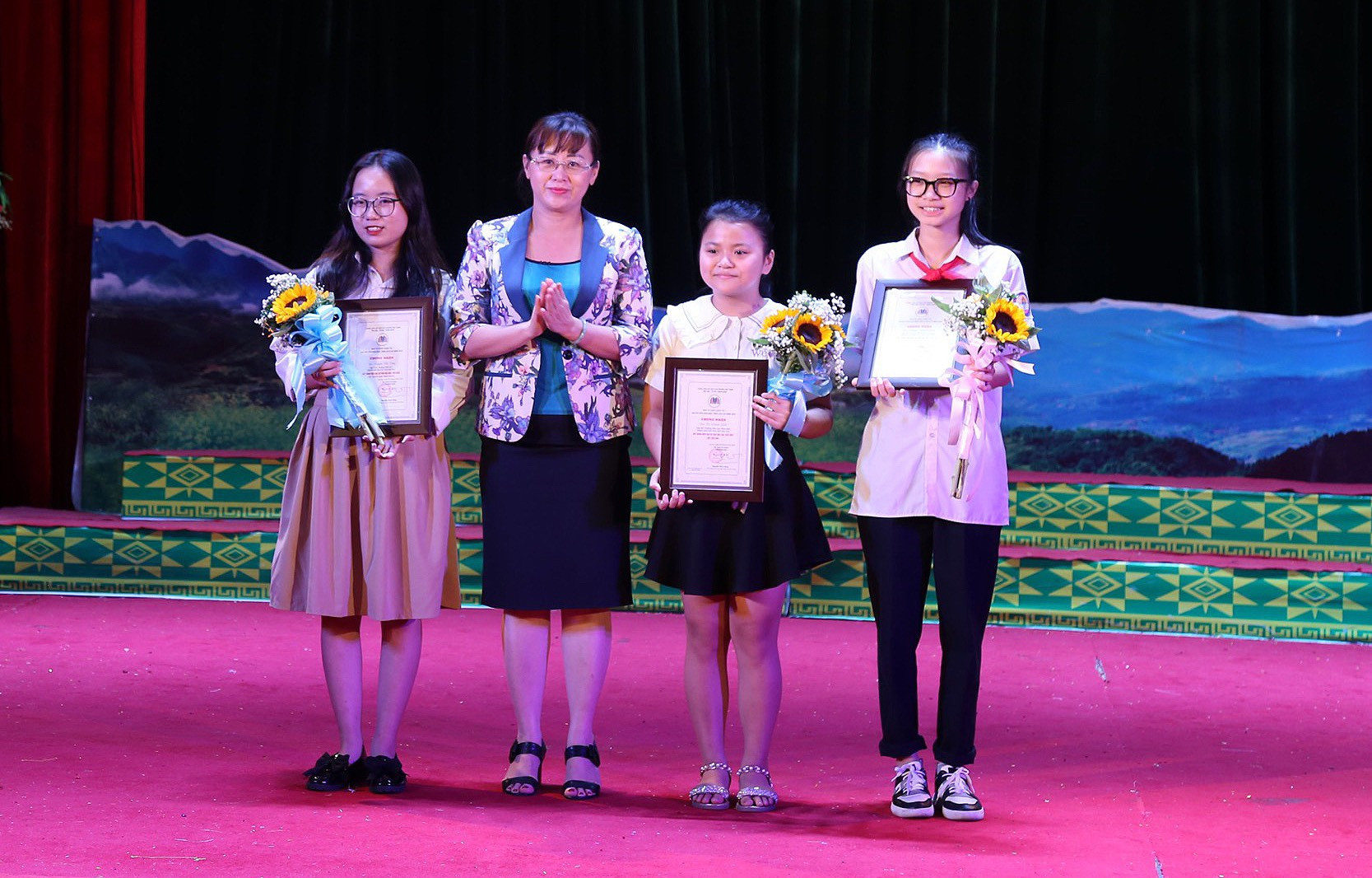 Tổng kết và trao giải Cuộc thi Đại sứ Văn hóa đọc tỉnh Lào Cai năm 2022 - Ảnh 3.