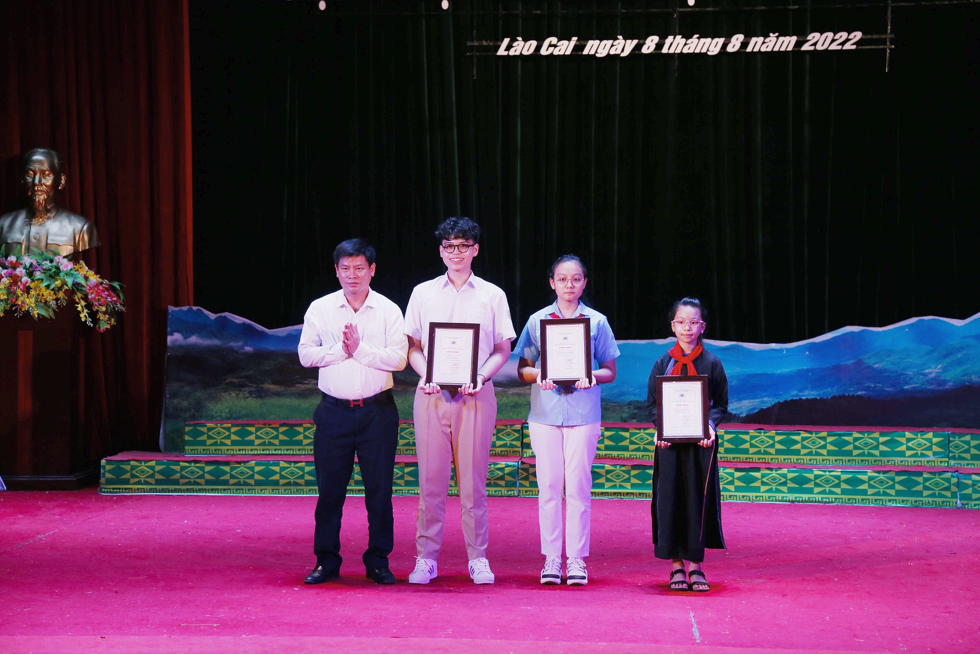 Tổng kết và trao giải Cuộc thi Đại sứ Văn hóa đọc tỉnh Lào Cai năm 2022 - Ảnh 4.