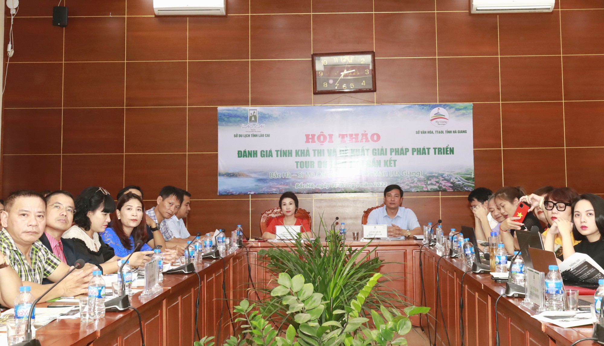Đề xuất giải pháp phát triển tour du lịch mới gắn kết Lào Cai - Hà Giang - Ảnh 1.