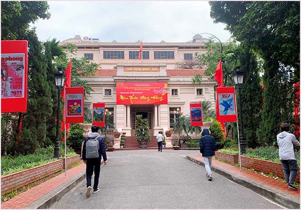 Thư viện Quốc gia Việt Nam trưng bày Tư liệu – Báo Xuân Quý Mão 2023 “Mùa xuân dâng Đảng” - Ảnh 8.