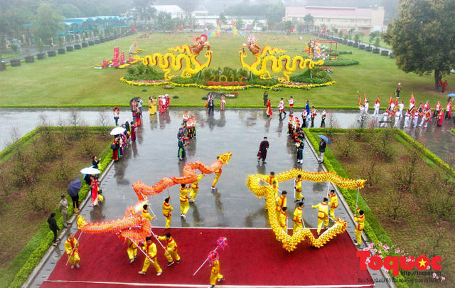 Trải nghiệm Tết Việt 2023 &quot;Cung đình ngày xuân&quot; tại Hoàng thành Thăng Long - Ảnh 2.