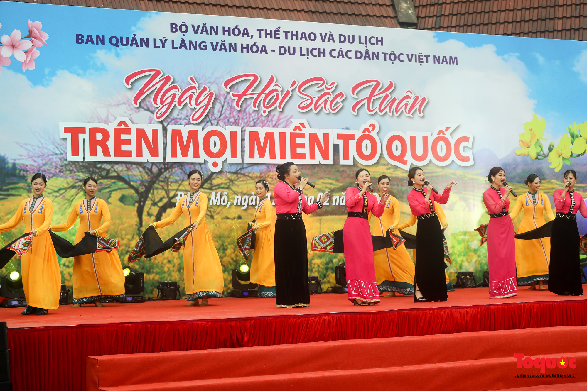 Tháng 2 hội tụ &quot;Sắc Xuân trên mọi miền Tổ quốc&quot; ở Làng Văn hóa, Du lịch các dân tộc Việt Nam - Ảnh 1.