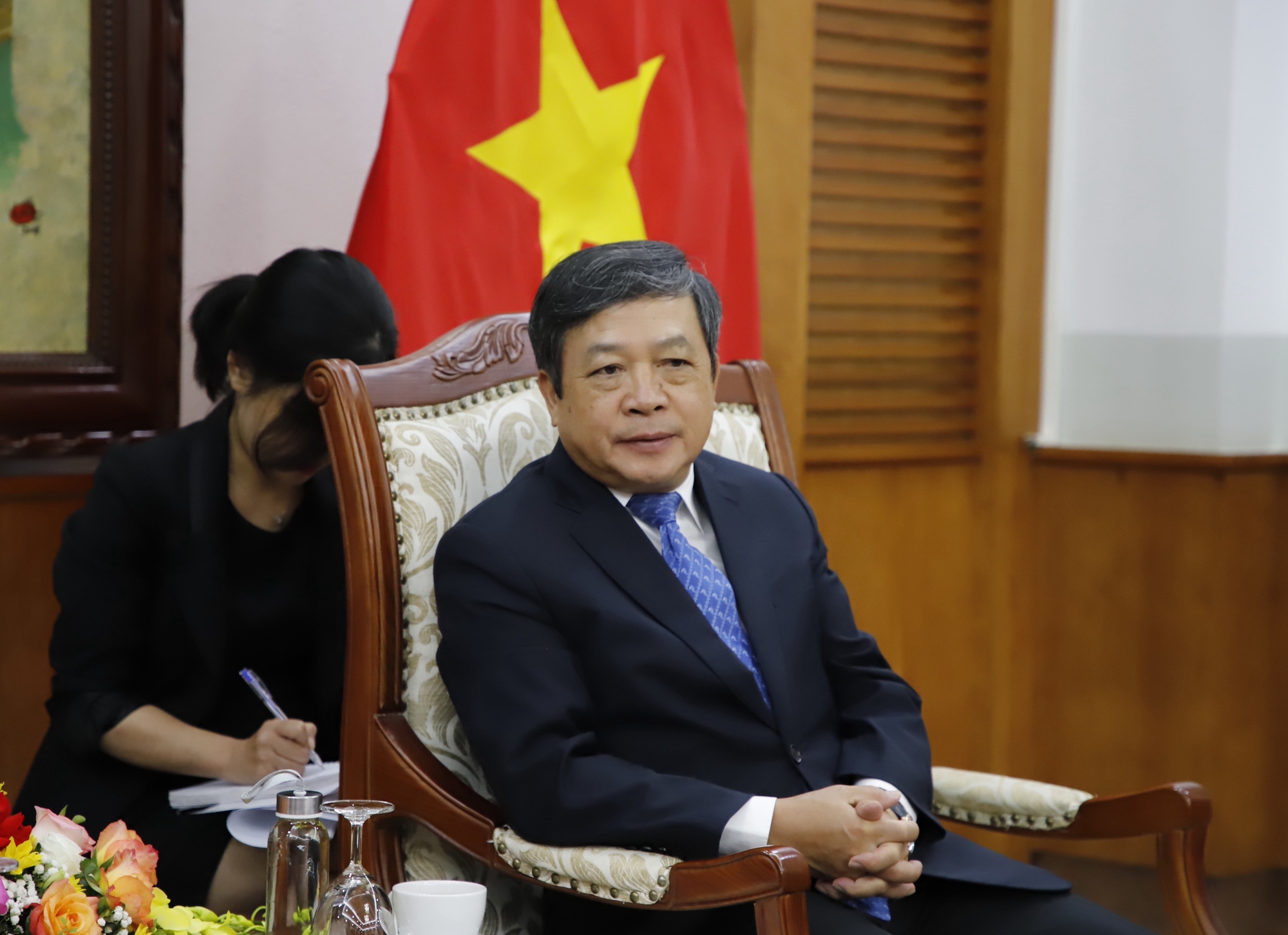 Thứ trưởng Đoàn Văn Việt tiếp Cố vấn Đặc biệt của Liên minh nghị sĩ hữu nghị Nhật - Việt - Ảnh 2.