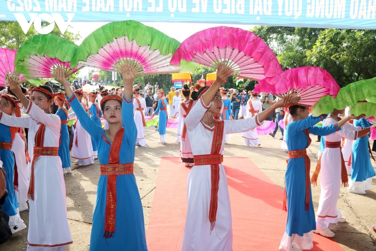 Bình Thuận: Khai mạc Lễ hội Katê tại tháp Pô Sah Inư - Ảnh 2.