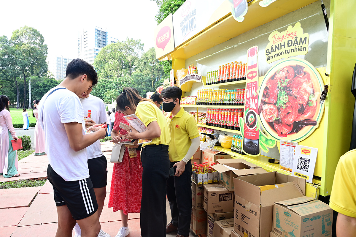 Cục trưởng Nguyễn Trùng Khánh: Cục Du lịch Quốc gia Việt Nam sẽ luôn đồng hành xây dựng và quảng bá thương hiệu ẩm thực Việt - Ảnh 17.