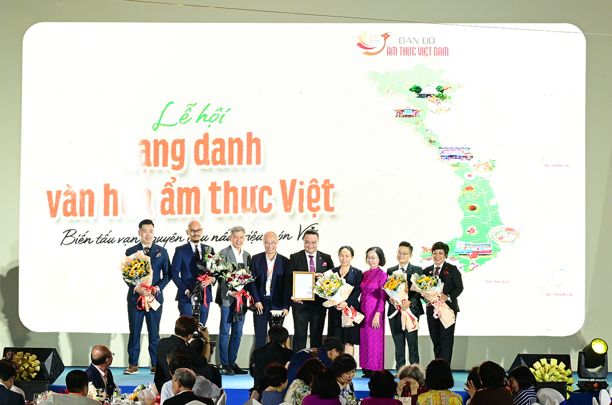 Cục trưởng Nguyễn Trùng Khánh: Cục Du lịch Quốc gia Việt Nam sẽ luôn đồng hành xây dựng và quảng bá thương hiệu ẩm thực Việt - Ảnh 11.