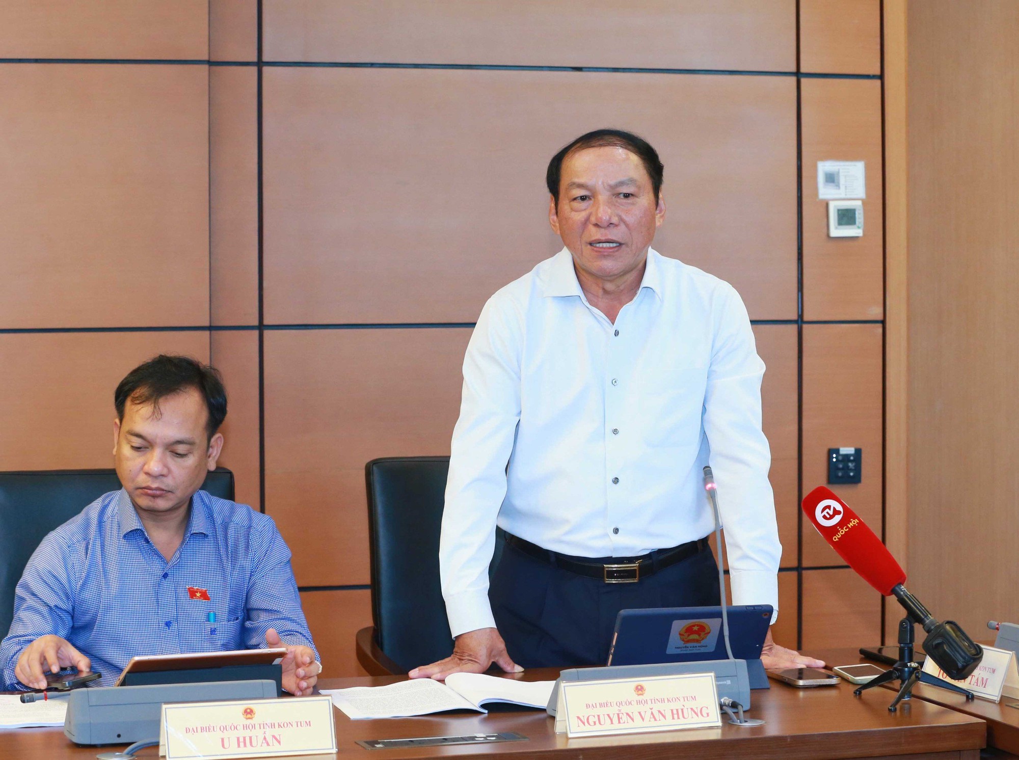 Bộ trưởng Nguyễn Văn Hùng: Đảng, Nhà nước đã quan tâm, chăm lo hơn cho lĩnh vực văn hóa - Ảnh 1.