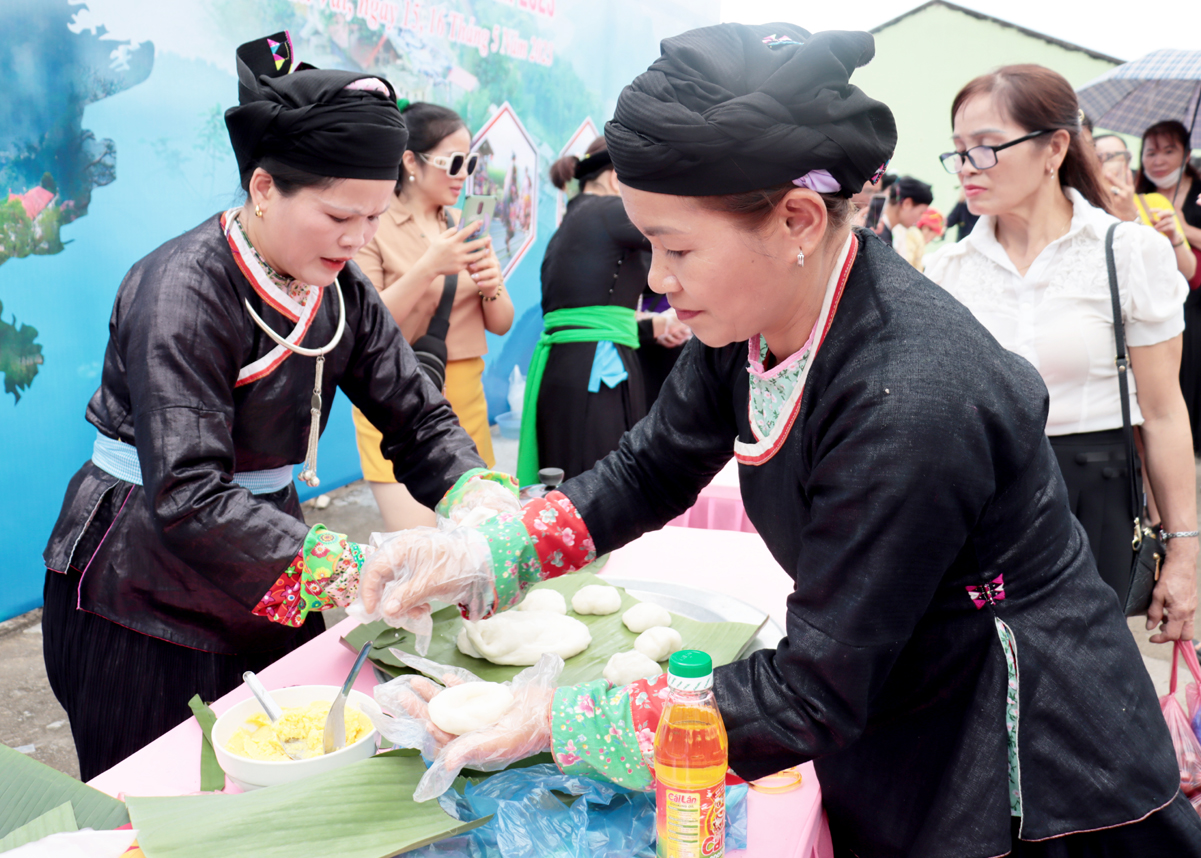 Hà Giang: Tăng cường công tác quản lý và tổ chức lễ hội - Ảnh 1.