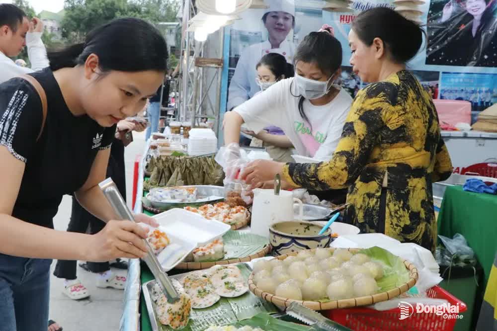 Tuần lễ Văn hóa, du lịch và ẩm thực Đồng Nai phải thể hiện bản sắc văn hóa đặc trưng của địa phương - Ảnh 2.