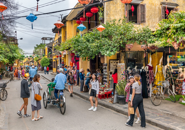Du lịch Việt Nam làm gì để hoàn thành mục tiêu đón 12 đến 13 triệu lượt khách quốc tế - Ảnh 2.