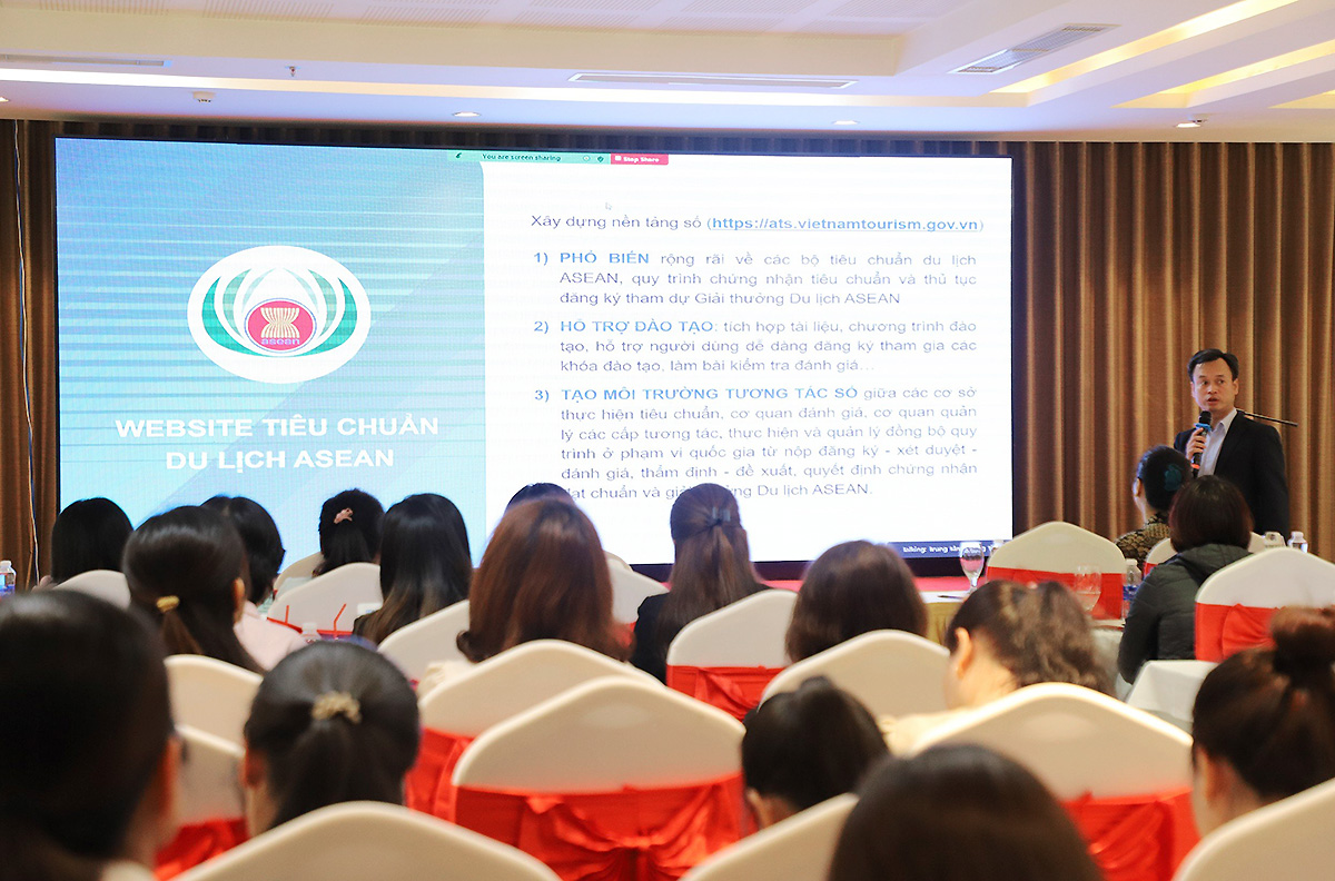 Trung tâm Thông tin du lịch tổ chức tập huấn chuyển đổi số du lịch tại Đà Nẵng - Ảnh 2.