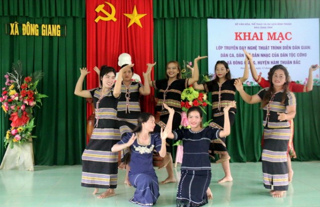 Bình Thuận: Truyền dạy nghệ thuật trình diễn dân gian của dân tộc K’ho - Ảnh 2.