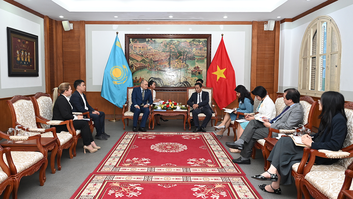 Việt Nam - Kazakhstan đưa hợp tác văn hóa, thể thao, du lịch đi vào chiều sâu - Ảnh 3.