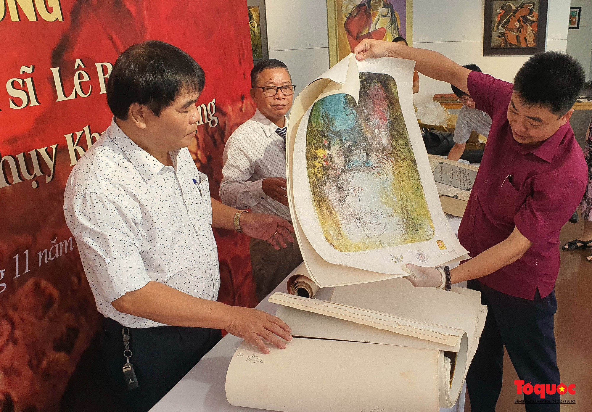 Mở niêm phong bộ sưu tập tranh của họa sĩ Lê Bá Đảng do ông bà Lê Tất Luyện - Thụy Khuê hiến tặng - Ảnh 6.
