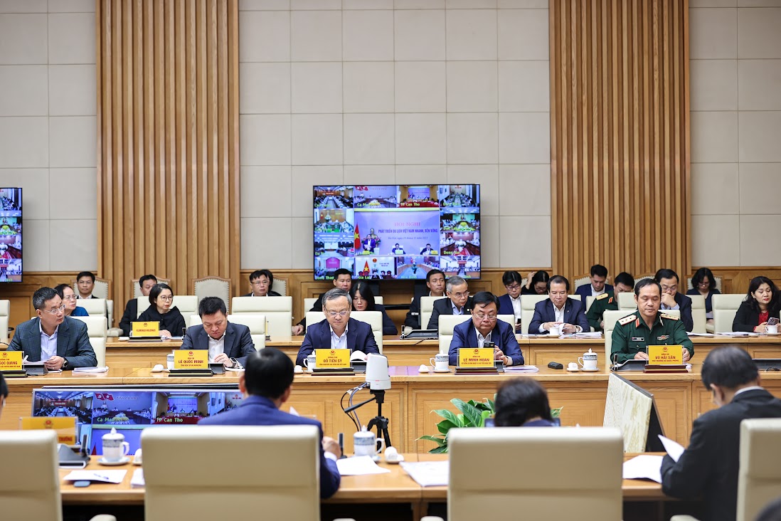 Bộ trưởng Nguyễn Văn Hùng nêu 5 nhóm nhiệm vụ, giải pháp tạo đột phá trong phục hồi và phát triển du lịch - Ảnh 3.