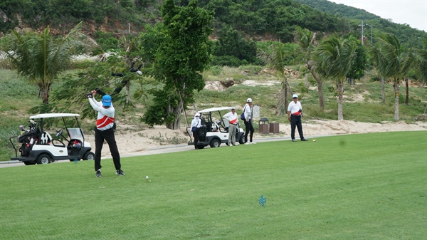Giải golf Ninh Thuận - Bình Thuận mở rộng - Ảnh 2.