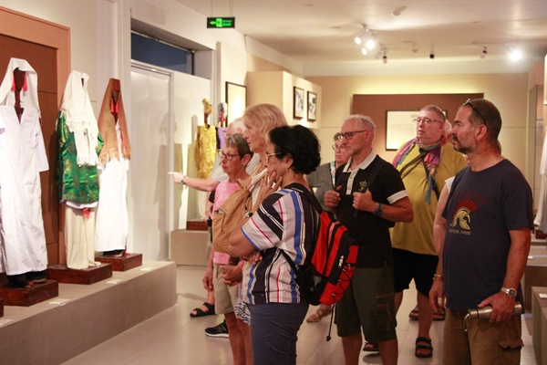Bảo tàng Đà Nẵng: Kiến tạo không gian thu hút khách - Ảnh 1.