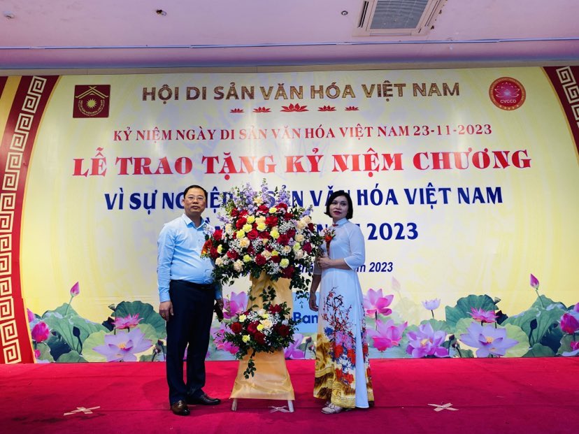 Tôn vinh các nghệ nhân đóng góp cho thực hành di sản văn hóa - Ảnh 4.