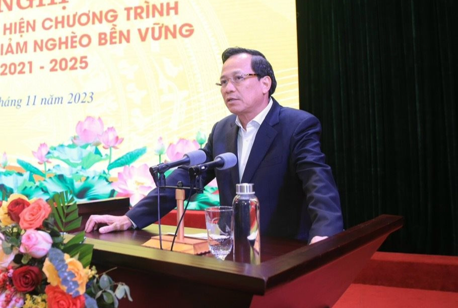 Phấn đấu đến cuối năm 2025 tỷ lệ hộ nghèo còn 0,9% - Ảnh 3. Phấn đấu đến cuối năm 2025 tỷ lệ hộ nghèo còn 0,9% - Ảnh 3.