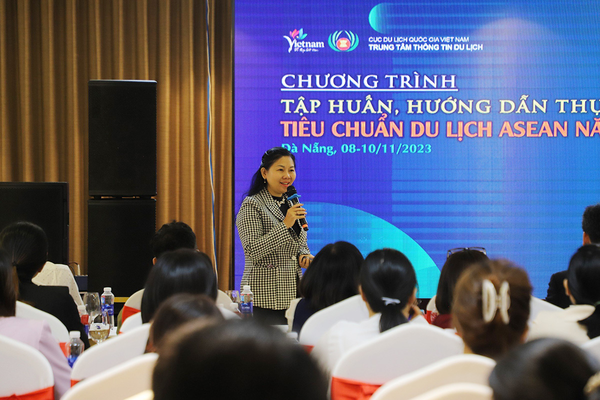 Cục Du lịch Quốc gia Việt Nam tổ chức tập huấn, hướng dẫn thực hiện tiêu chuẩn du lịch ASEAN năm 2023 tại Đà Nẵng - Ảnh 2.
