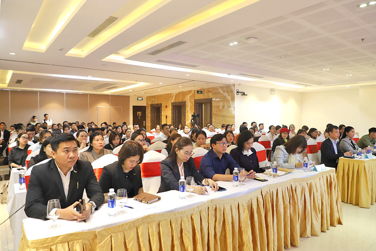 Cục Du lịch Quốc gia Việt Nam tổ chức tập huấn, hướng dẫn thực hiện tiêu chuẩn du lịch ASEAN năm 2023 tại Đà Nẵng - Ảnh 3.