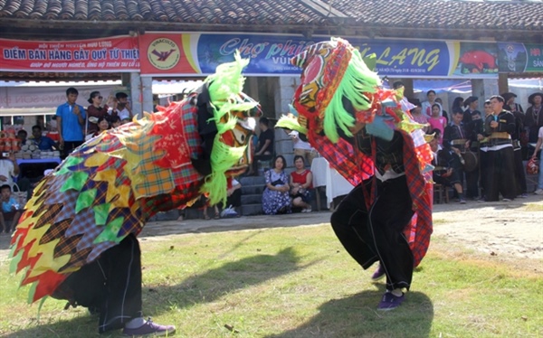 Bảo tồn văn hóa các DTTS gắn với phát triển du lịch ở Lạng Sơn: Mang lại giá trị kép - Ảnh 1.
