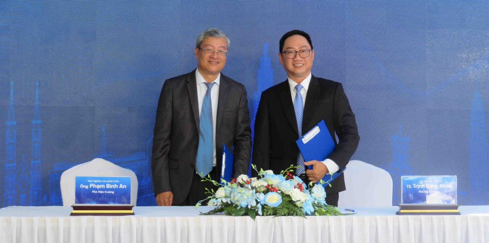 Lễ ký kết thỏa thuận hợp tác giữa Trường Đại học Văn hóa Thành phố Hồ Chí Minh và Viện Nghiên cứu phát triển Thành phố Hồ Chí Minh - Ảnh 3.
